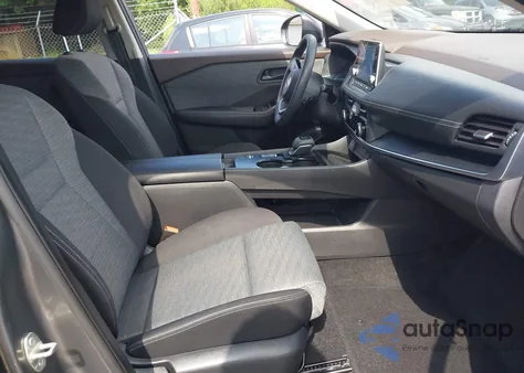 2021 Nissan Rogue S Fwd z USA, uszkodzony, nr VIN JN8AT3AA9MW004401